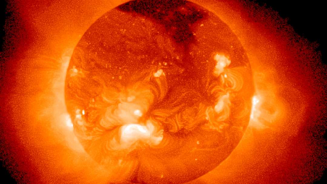 Что означает черная дыра на Солнце для человечества?