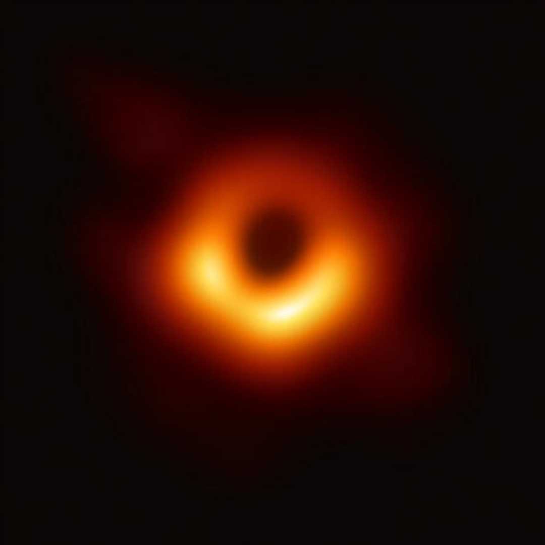 Квантовые аспекты: теория струн и черные дыры